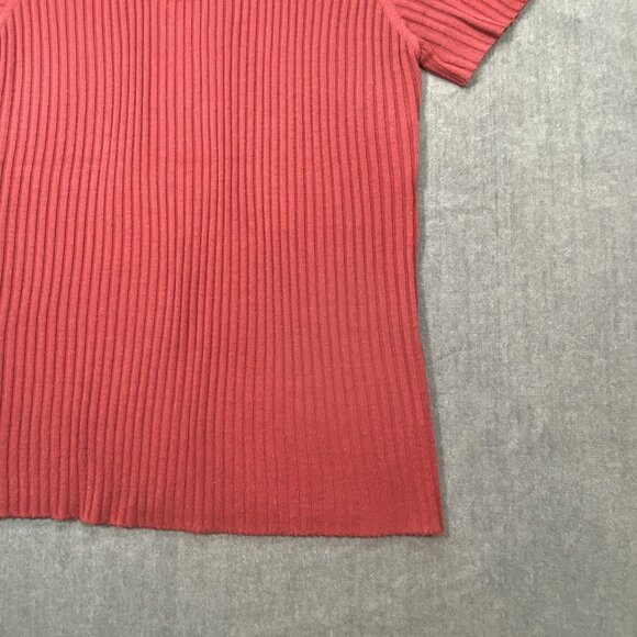 RQT Ribbed Maroon Knit Short Sleeve Top With Chain Neckline Accent Womens XL - Picture 6 of 10
